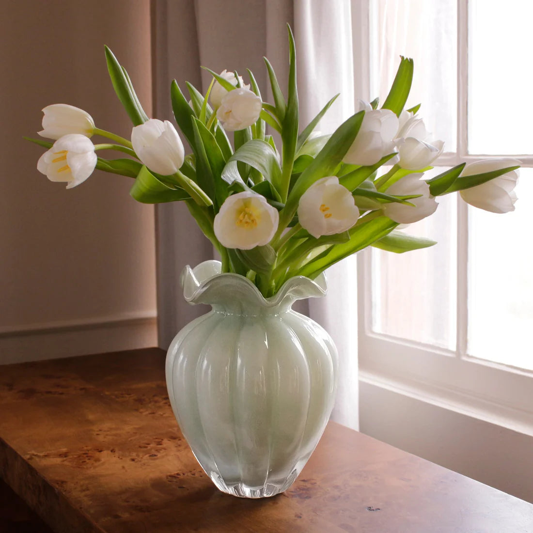 Glass Vento Large Vase (Pistachio)