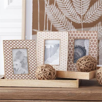 Brown And White Tiled Photo Frame